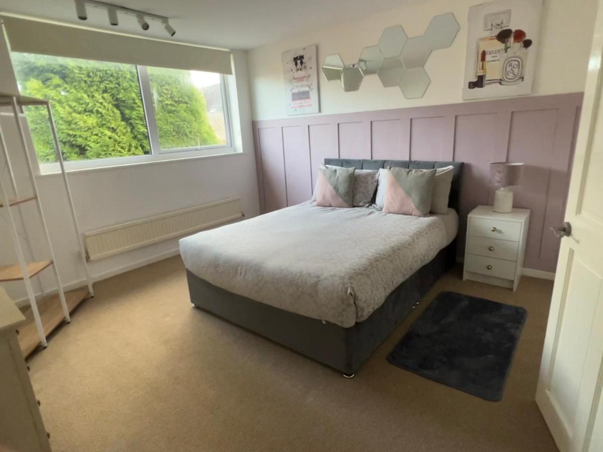 Modern And Spacious 3 Bedroom House Leicester Exterior photo